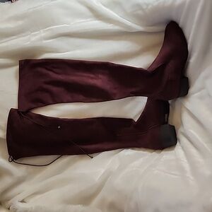 👢 Women's Burgundy Thigh-High Boots – Size 7.5 👢